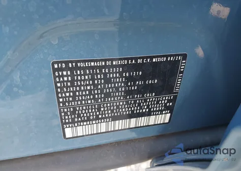 2025 Volkswagen Tiguan 2.0T Sel R-Line from USA, damaged, VIN 3VVLR7RM8SM059302